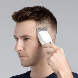 Бесшнуровые профессиональные волосы Клипперс утяжеляют 142г с Нано керамической ножевой головкой